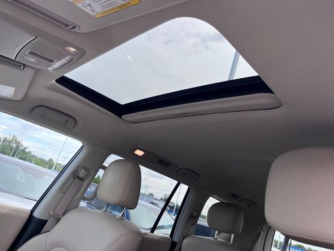 Used 2024 Nissan Armada Platinum w/ Captain's Chairs Package AWD/4WD image 19