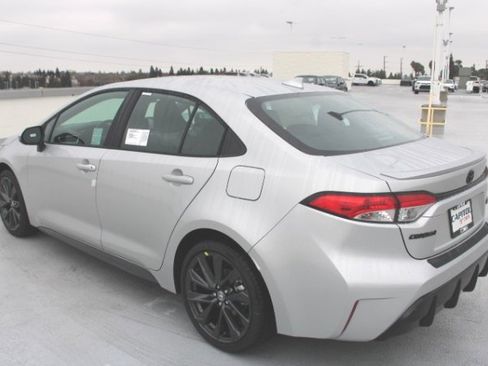 New 2026 Toyota Corolla SE image 5