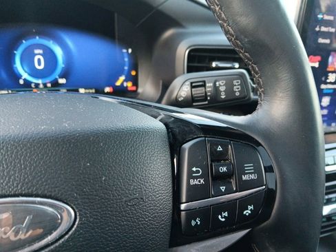 Used 2022 Ford Explorer Platinum w/ Equipment Group 601A image 35