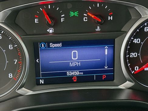 Used 2022 GMC Acadia SLE w/ Driver Convenience Package FWD image 18