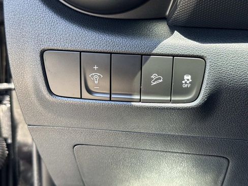 Used 2023 Hyundai Kona SEL w/ Cargo Package AWD/4WD image 43