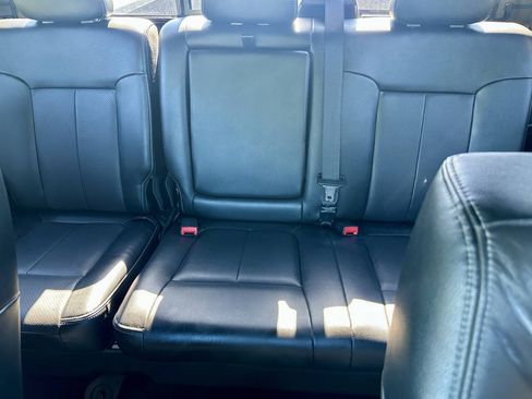 Used 2016 Ford F250 Lariat w/ Lariat Ultimate Package AWD/4WD image 30