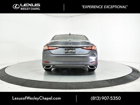 New 2025 Lexus ES 350 Ultra Luxury image 3