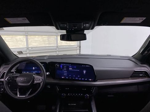 Used 2025 Chevrolet Tahoe Z71 image 13