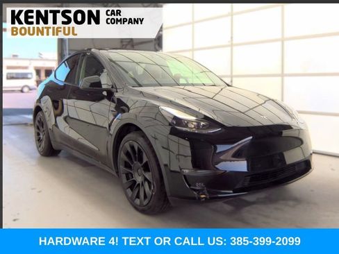 Used 2023 Tesla Model Y Long Range AWD/4WD image 4
