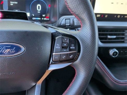 Used 2025 Ford Explorer ST-Line image 17