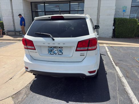 Used 2019 Dodge Journey GT FWD image 4