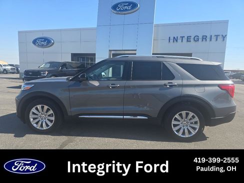 Used 2023 Ford Explorer Limited w/ Limited Technology Package image 1