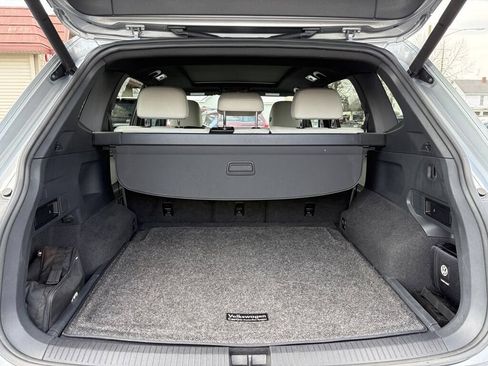 Used 2019 Volkswagen Tiguan S AWD/4WD image 9