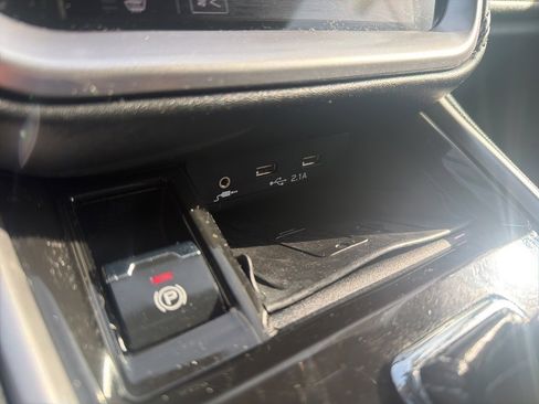 Used 2020 Subaru Outback Limited w/ Popular Package #2 image 38