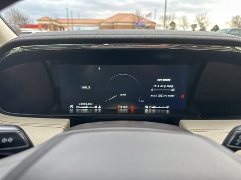 Used 2020 Lincoln Navigator Reserve w/ Luxury Package image 12