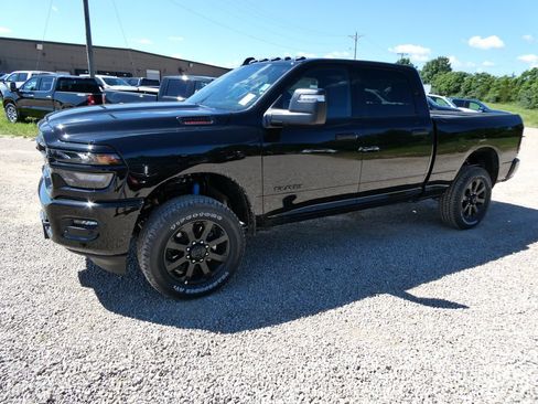 New 2026 RAM 2500 Big Horn AWD/4WD image 9