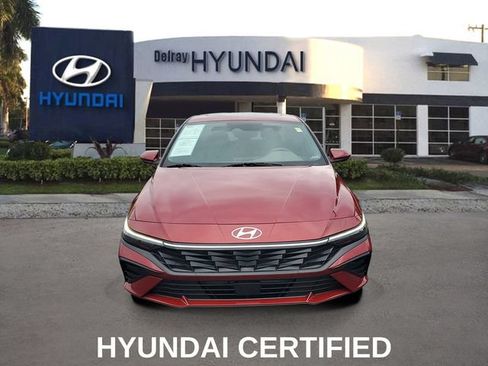 Certified 2025 Hyundai Elantra SEL FWD image 2