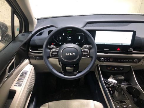 New 2026 Kia Carnival SX image 29