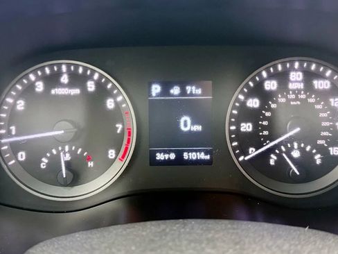 Used 2019 Hyundai Tucson Limited image 15