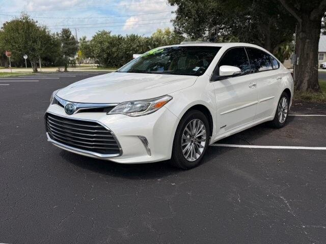 Used 2018 Toyota Avalon Limited w/ Protection Package FWD image 1