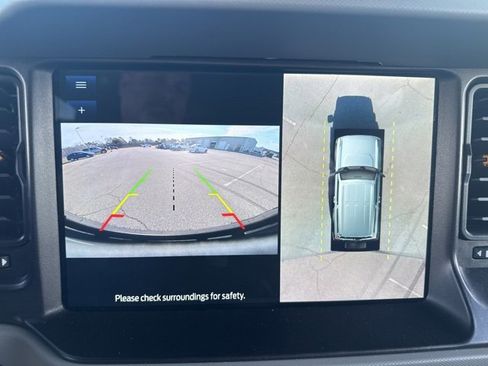 Used 2023 Ford Bronco Badlands image 24