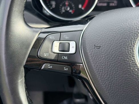 Used 2016 Volkswagen Jetta SEL w/ Lighting Package image 21