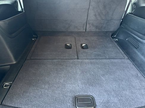 Used 2024 Dodge Durango SXT image 11