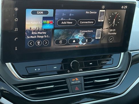 New 2025 Nissan Altima 2.5 SR image 29