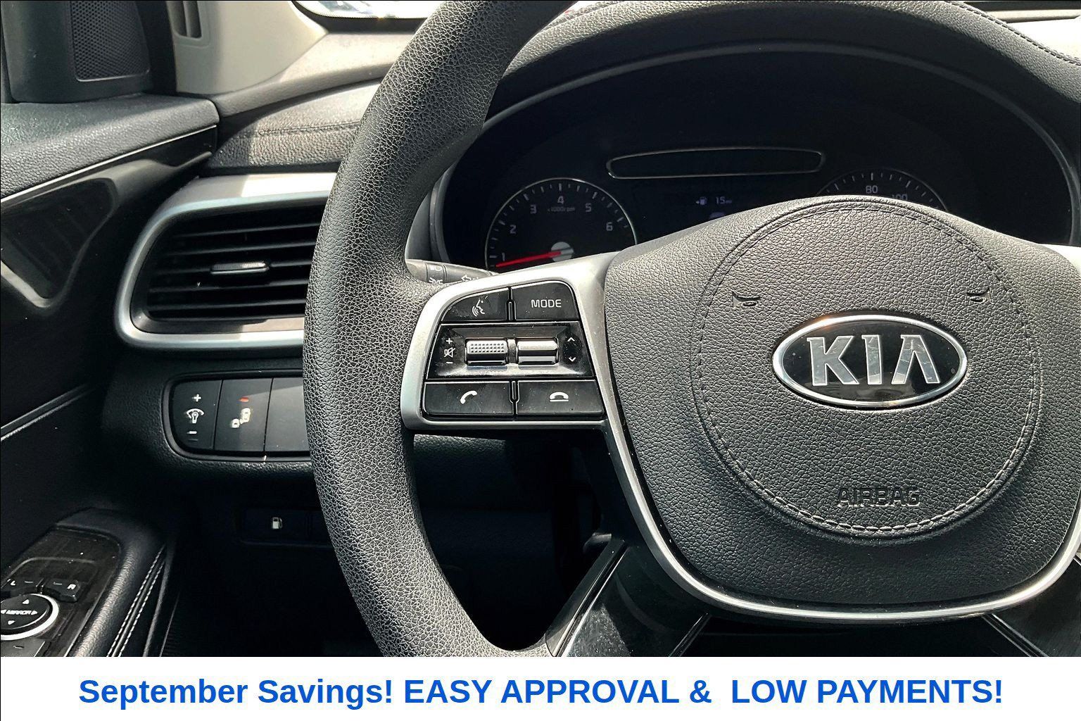 Used 2019 Kia Sorento FWD image 13