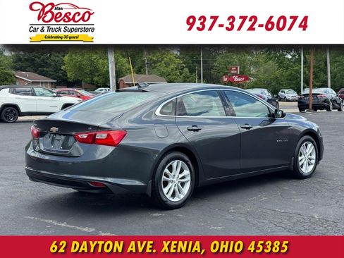 Used 2016 Chevrolet Malibu LT FWD image 4