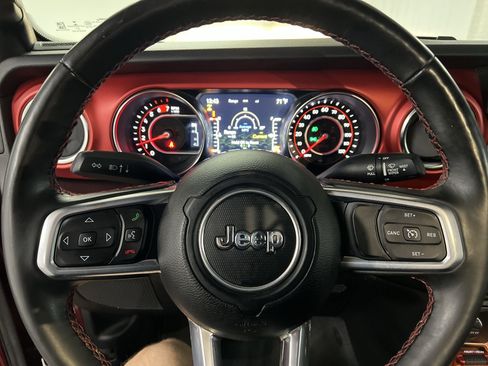 Used 2022 Jeep Wrangler Unlimited Rubicon w/ Cold Weather Group image 46