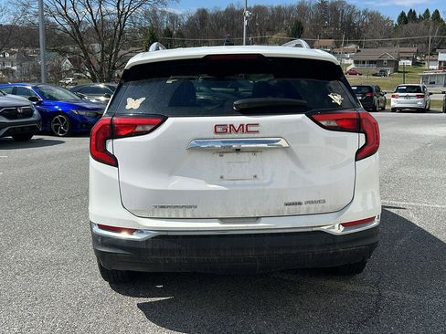 Used 2018 GMC Terrain SLT w/ Infotainment Package II image 4