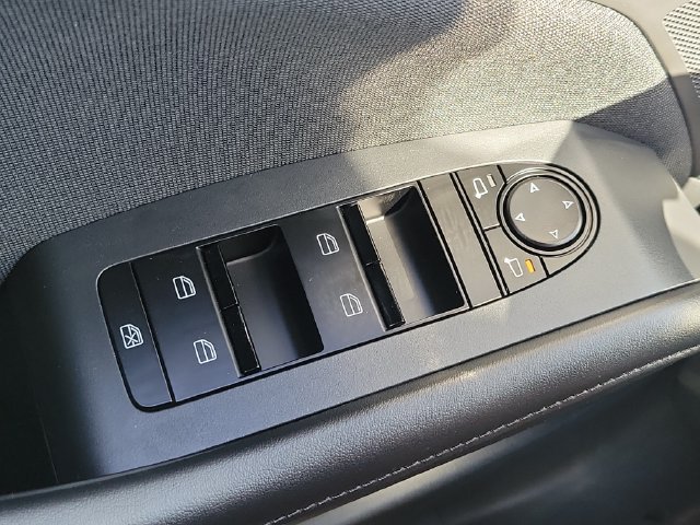 New 2026 MAZDA MAZDA3 s FWD image 18