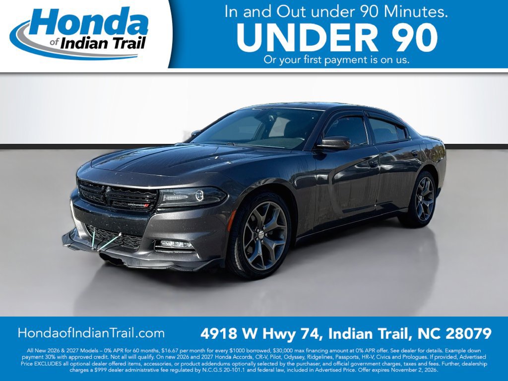 Used 2016 Dodge Charger SXT w/ Rallye Group RWD image 3