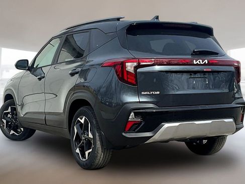 New 2026 Kia Seltos S image 3