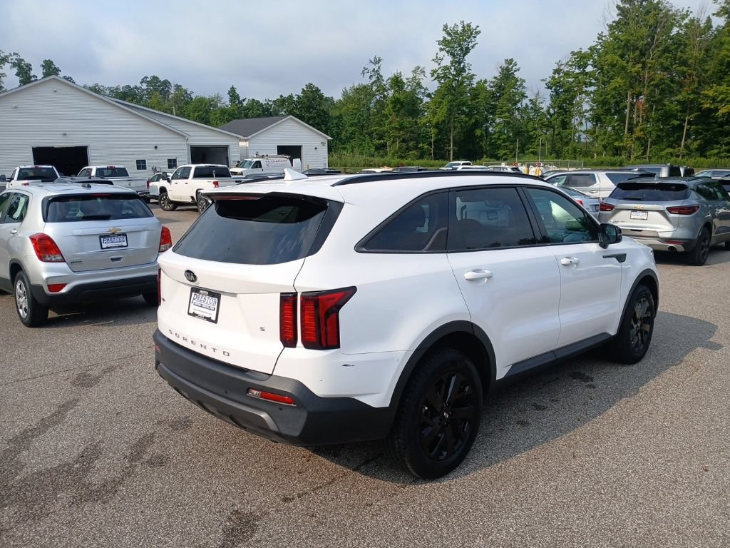 Certified 2021 Kia Sorento S AWD/4WD image 5