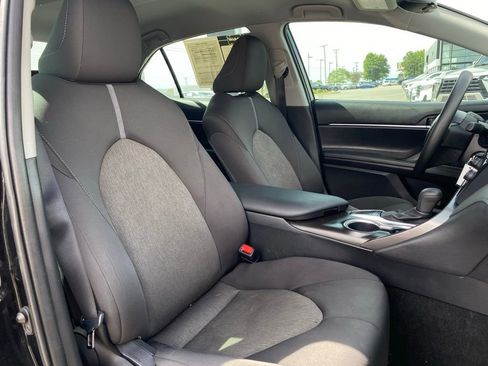 Used 2023 Toyota Camry LE FWD image 30