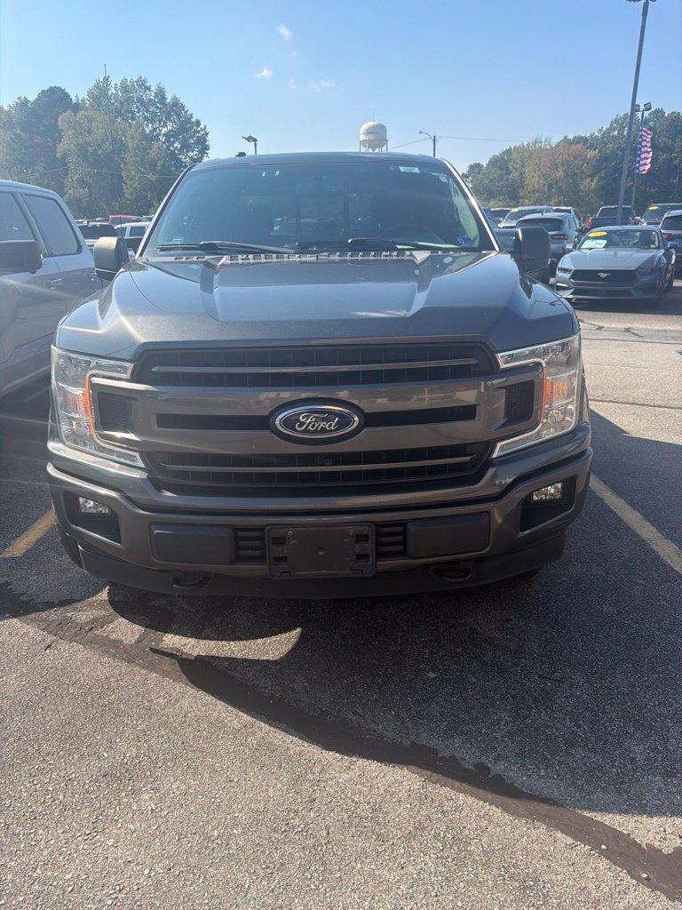 Used 2018 Ford F150 XLT w/ Equipment Group 302A Luxury AWD/4WD image 2