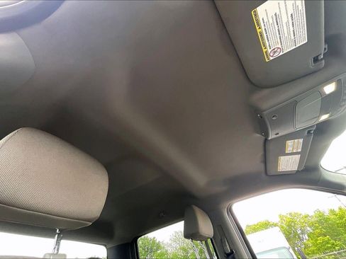 Used 2022 Ford F250 XLT w/ FX4 Off-Road Package AWD/4WD image 29