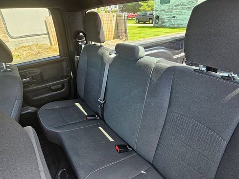 Used 2022 RAM 1500 Warlock AWD/4WD image 16