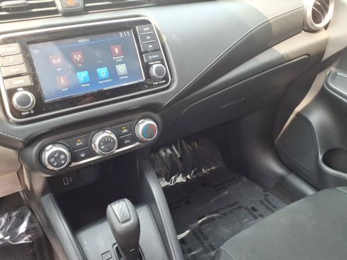 Used 2024 Nissan Versa S w/ Trunk Package FWD image 29