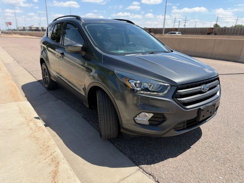 Used 2019 Ford Escape SEL AWD/4WD image 4