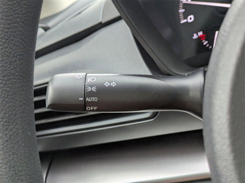 New 2025 Subaru Impreza 2.0i image 32