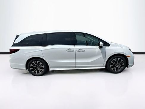 New 2026 Honda Odyssey Elite image 8