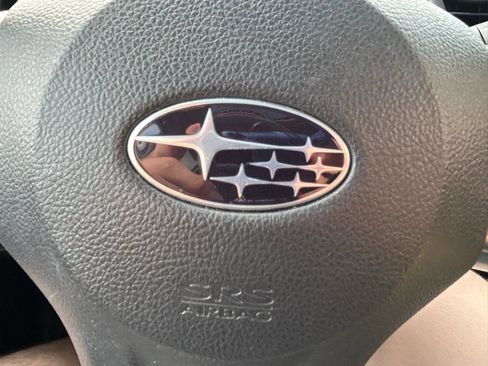Used 2012 Subaru Outback 2.5i Limited AWD/4WD image 21