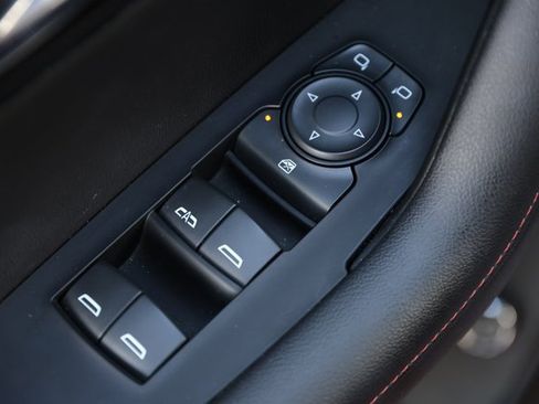 Used 2021 Chevrolet Blazer RS image 16