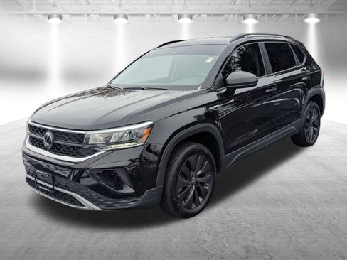 Used 2023 Volkswagen Taos S image 1