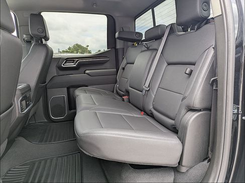 Used 2023 GMC Sierra 1500 Elevation w/ Elevation Premium Package AWD/4WD image 16