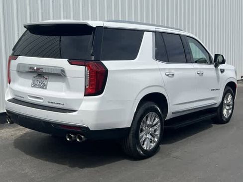 Used 2023 GMC Yukon Denali image 6