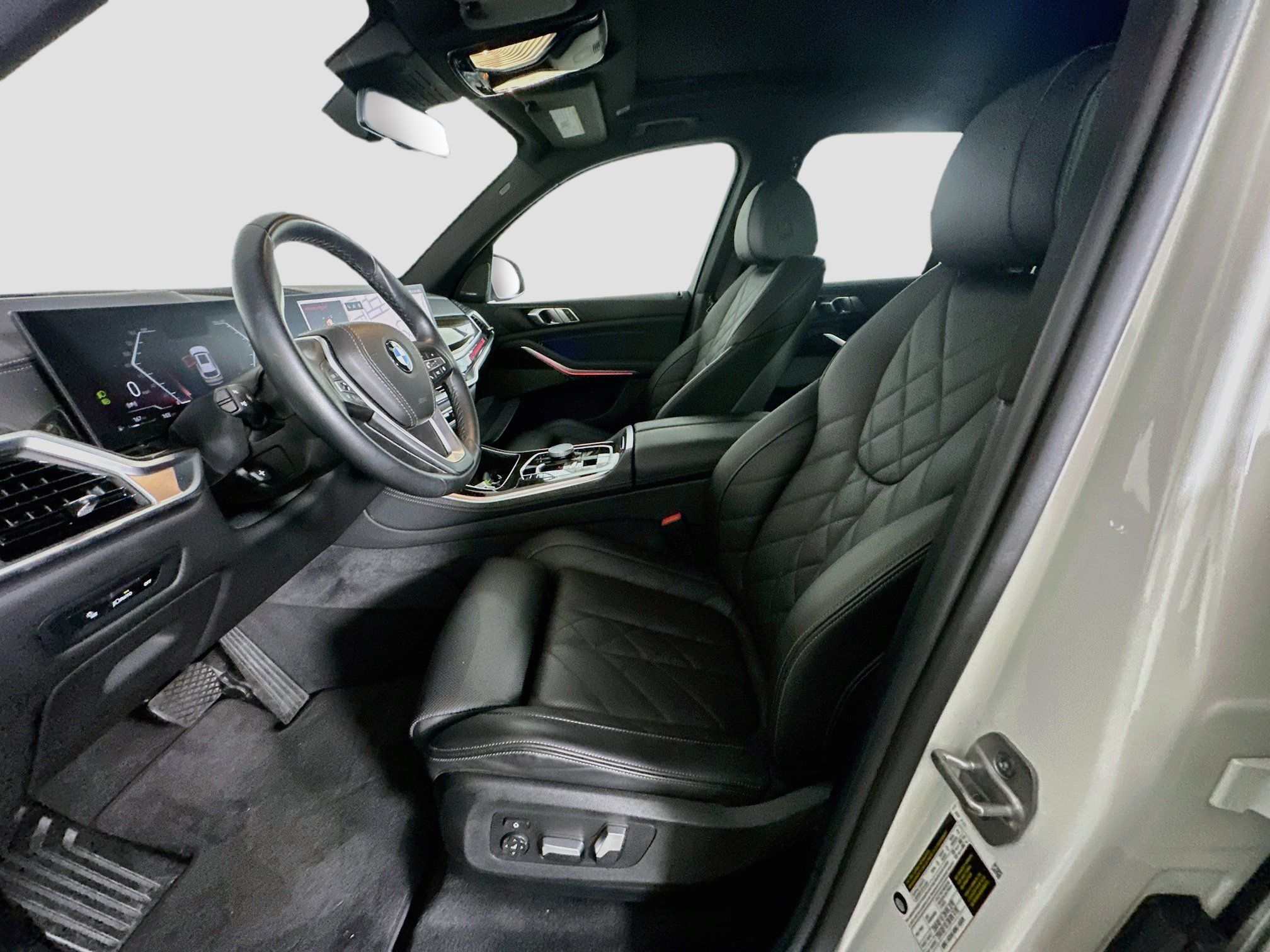 Used 2026 BMW X5 sDrive40i RWD image 13