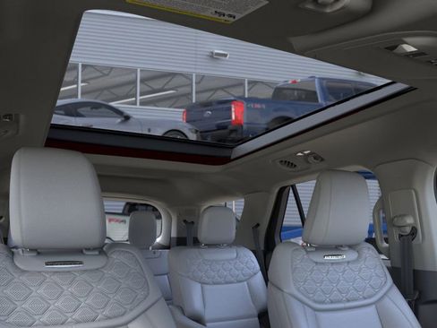 New 2026 Ford Explorer Platinum image 23
