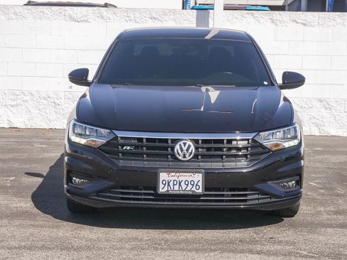 Used 2020 Volkswagen Jetta R-Line FWD image 2