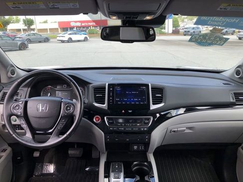 Used 2016 Honda Pilot Elite image 18