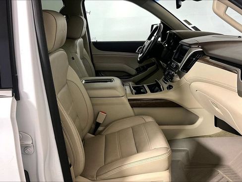Used 2019 GMC Yukon XL Denali w/ Open Road Package RWD image 6